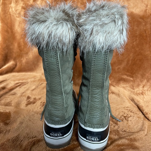 SOREL WINTER BOOTS - Picture 4 of 6